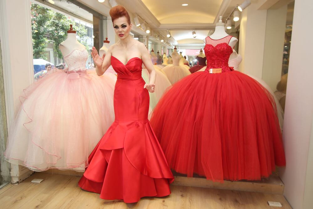 La exmodelo fue parte de la nueva colección del diseñador Rafael Hernández. Foto: CARLOS MEJIA/EL UNIVERSAL