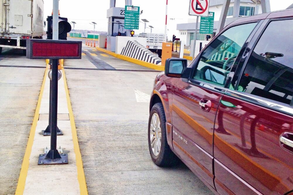 Opción. Los quejosos todavía pueden interponer el recurso de revisión constitucional ante la SCJN sobre el Circuito Exterior Mexiquense (ARCHIVO EL UNIVERSAL)