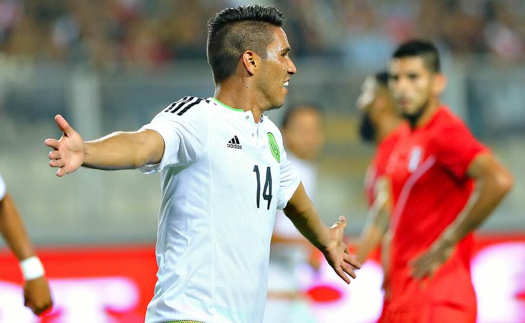 México rescata el empate en Perú