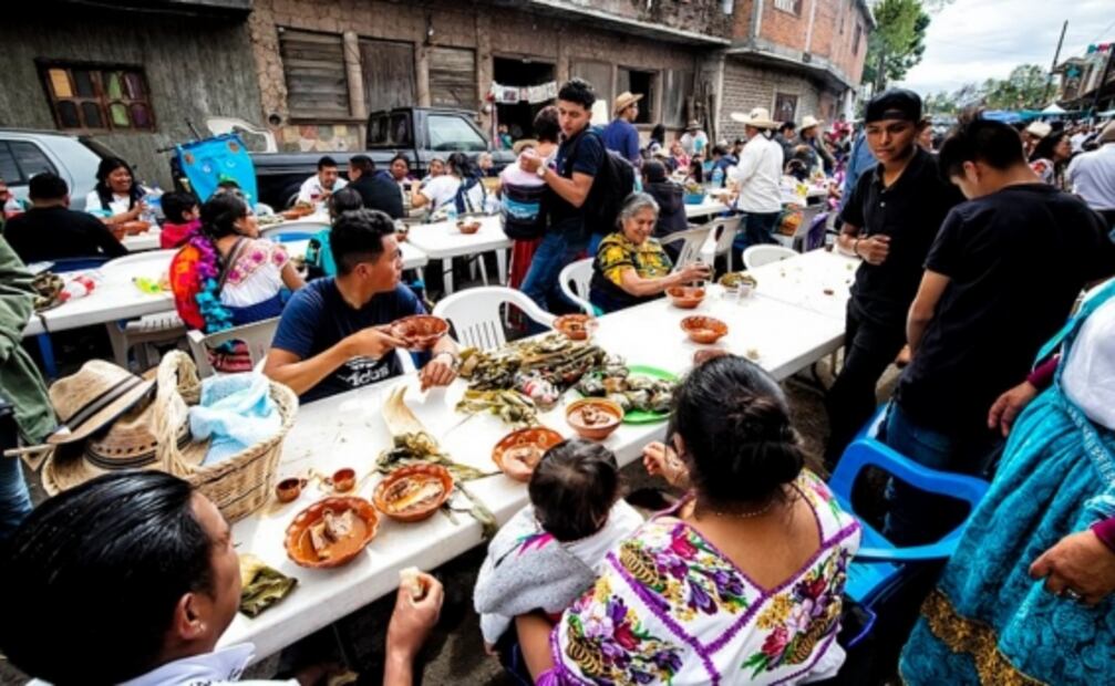 Tzintzuntzan, el 'lugar de colibríes' convertido en Pueblo Mágico 