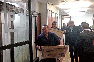 Quitan a PT oficinas en Cámara de Diputados