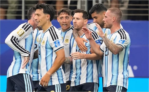 Lionel Messi hace más grande su leyenda con doblete ante Austria