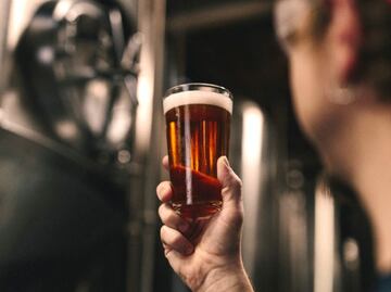 Prueba esta cerveza sabor a bombón quemado, una etiqueta de Cervecería Lírica