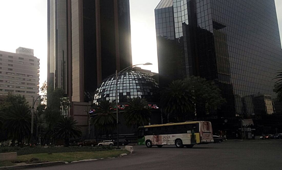 BMV cierra con ganancia de 0.94%