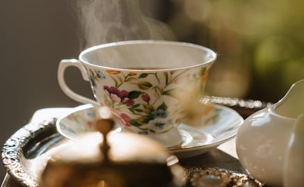 Evita resfriados con una taza de infusión de laurel y canela