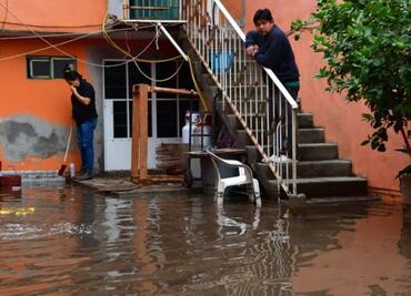 Suman 270 viviendas afectadas por tormenta al oriente del Valle de México