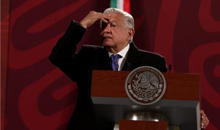 AMLO llama a Banxico a pensar en otra fórmula ante aumento de la tasa de interés