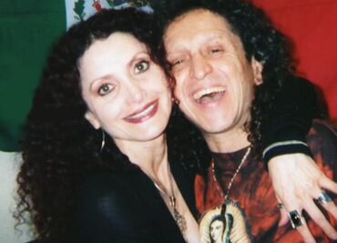 Así comenzó la historia de amor, de más de 50 años, entre Alex y Chela Lora