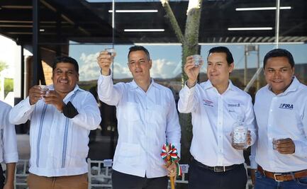 Murat inaugura Centro de Innovación Mezcal Oaxaca, primero en su tipo en el país