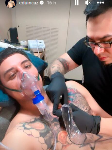 Eduin Caz de Grupo Firme tiene nuevo tatuaje y este es el particular significado