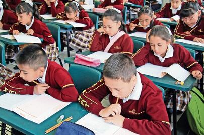 Un millón de estudiantes abandonan educación básica