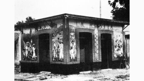 "Los Fridos" y la pulcata "La Rosita"