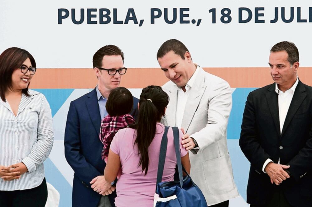 El gobernador Rafael Moreno Valle inauguró ayer la segunda etapa del Centro Integral de Servicios en la antigua penitenciaría de San Javier (ESPECIAL)