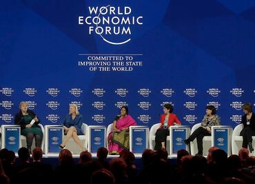 Mujeres líderes y Trudeau piden debate crítico sobre género y el acoso sexual