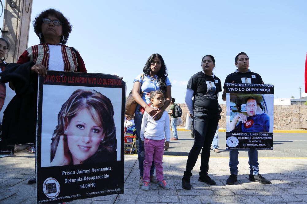 El Comité de Familiares de Personas Detenidas y Desaparecidas en Michoacán marchó para exigir un alto a las desapariciones forzada (FOTO: Rodolfo Ayala / EL UNIVERSAL)