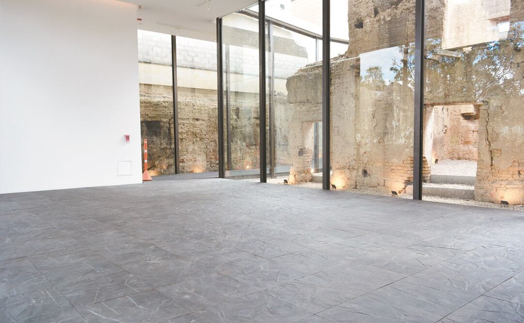 Las láminas del piso de Fragmentos se hicieron con las miles de armas depuestas por las FARC. Foto: http://www.museonacional.gov.co/noticias/Paginas/Fragmentos.aspx