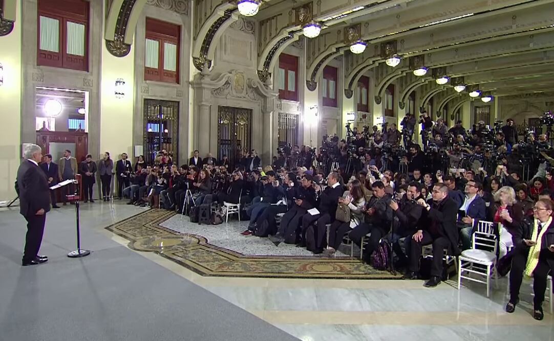 De lunes a viernes, el Presidente ofrece un mensaje a los medios