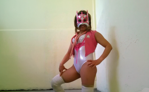 Vaquerita confiesa qué hizo con sus equipos, tras retirarse de la lucha libre