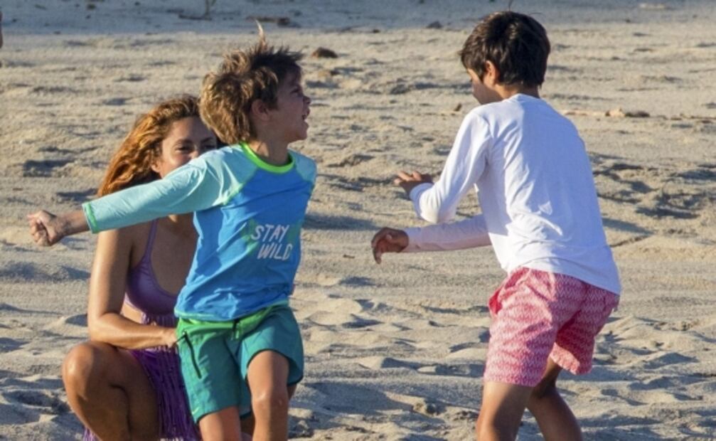 Captan a Shakira de vacaciones en Los Cabos y sin Piqué