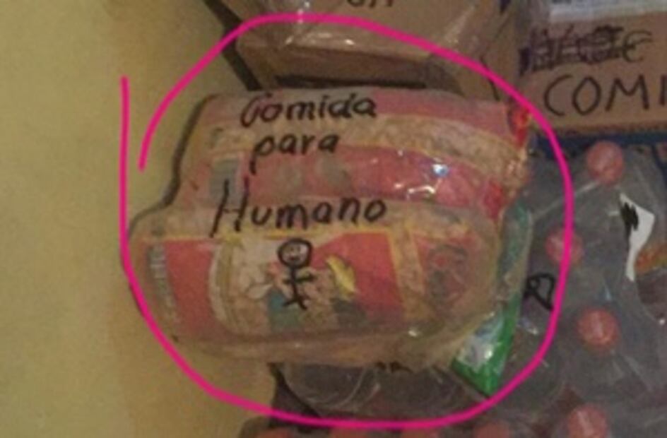 Escriben mensajes de apoyo en víveres