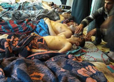 Bombardean la ciudad siria que sufrió trágico ataque químico