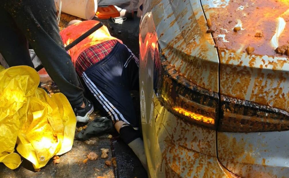Conductor presuntamente ebrio arrolla a tres personas en Coyoacán; dos mujeres y un hombre resultan heridos.
Foto: Especial.