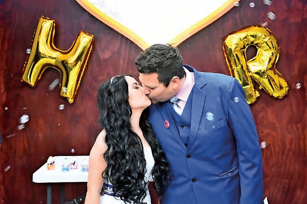 La pareja se comprometió en la pasada edición del Corona Capital. (FOTO: OCESA)