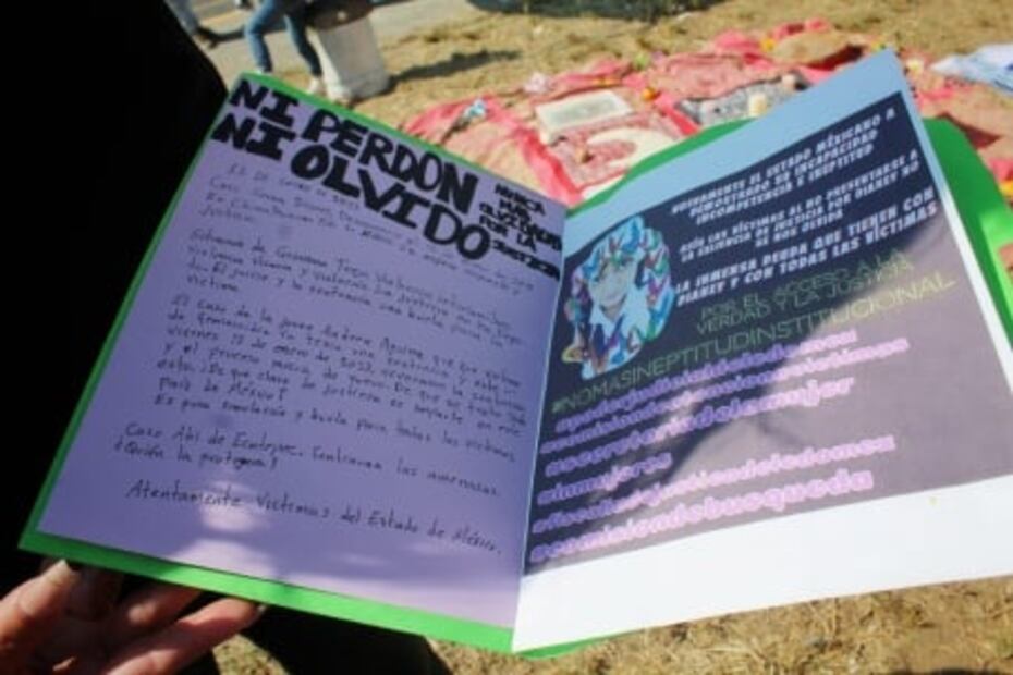 Familiares de víctimas de feminicidio y desaparición presentan pliego petitorio a autoridades del Edomex