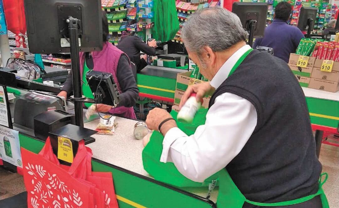 La minuta propone que todo trabajador debe recibir un salario. Foto: Archivo EL UNIVERSAL