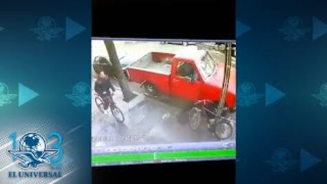 Exhiben en video a ciclista que muestra sus genitales a mujer en la Miguel Hidalgo