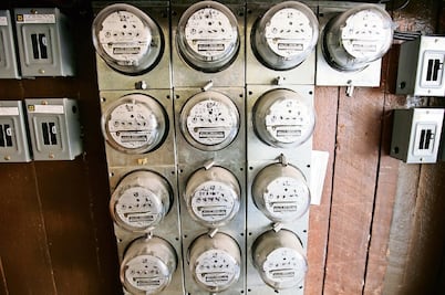 Se rezaga programa para renovar los medidores de luz