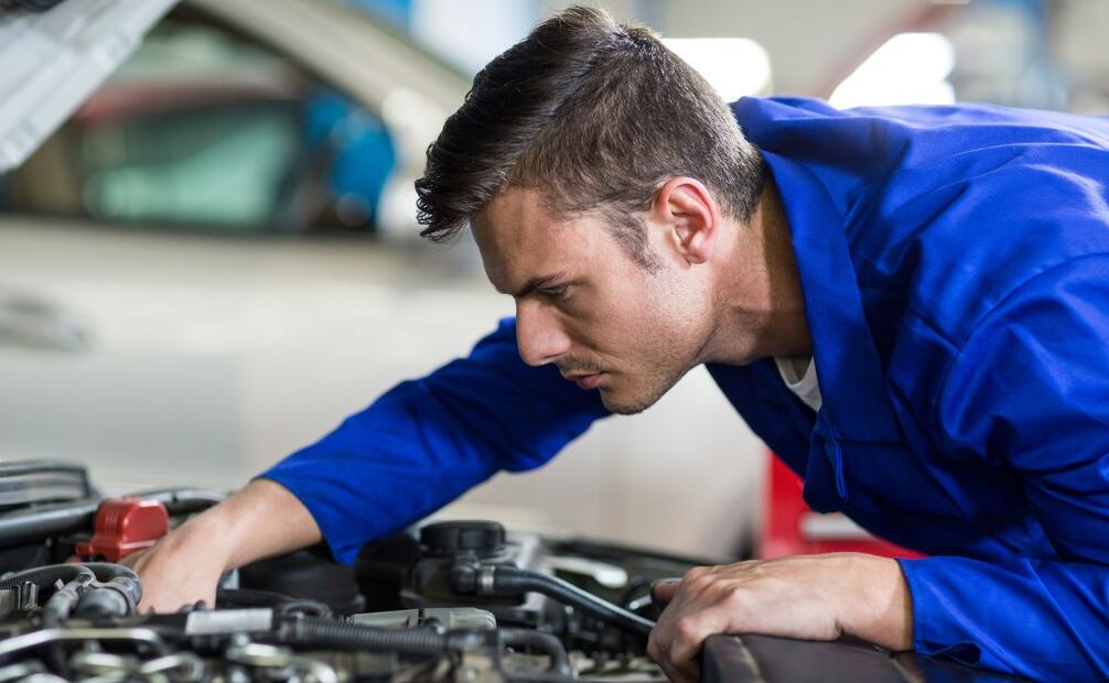 Sobrecalentamiento del motor. Foto: Freepik