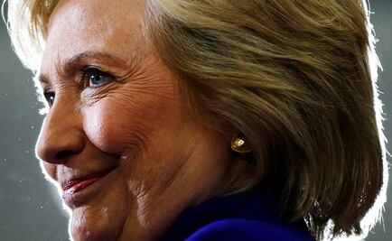 Clinton habla más a la cabeza que al corazón: asesor latino de Trump