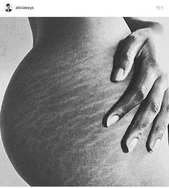Alicia Keys muestra sus estrias en Instagram 