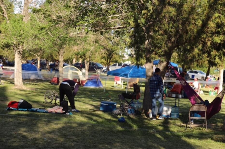 Con carnita asada y discada, miles de juarenses disfrutan el domingo de Pascua en El Chamizal