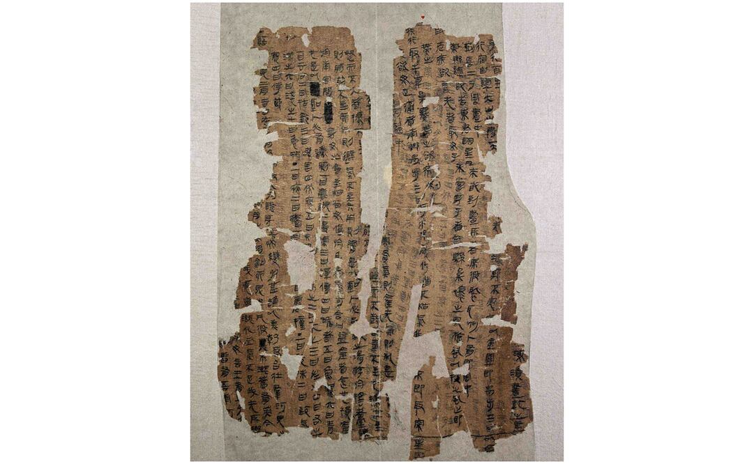 En la foto, el manuscrito "Prescripciones para mantener la salud", encontrado en 1973. Foto: AP Photo/Courtesy of Hunan Provincial Museum