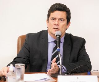 Tras renuncia de Moro, fiscalía pide investigar a Bolsonaro