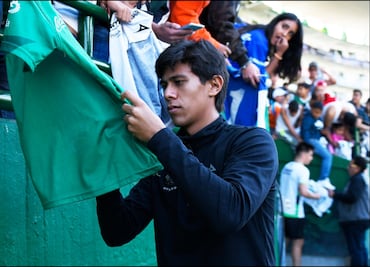 Macías sólo estaría en cuartos de final con León