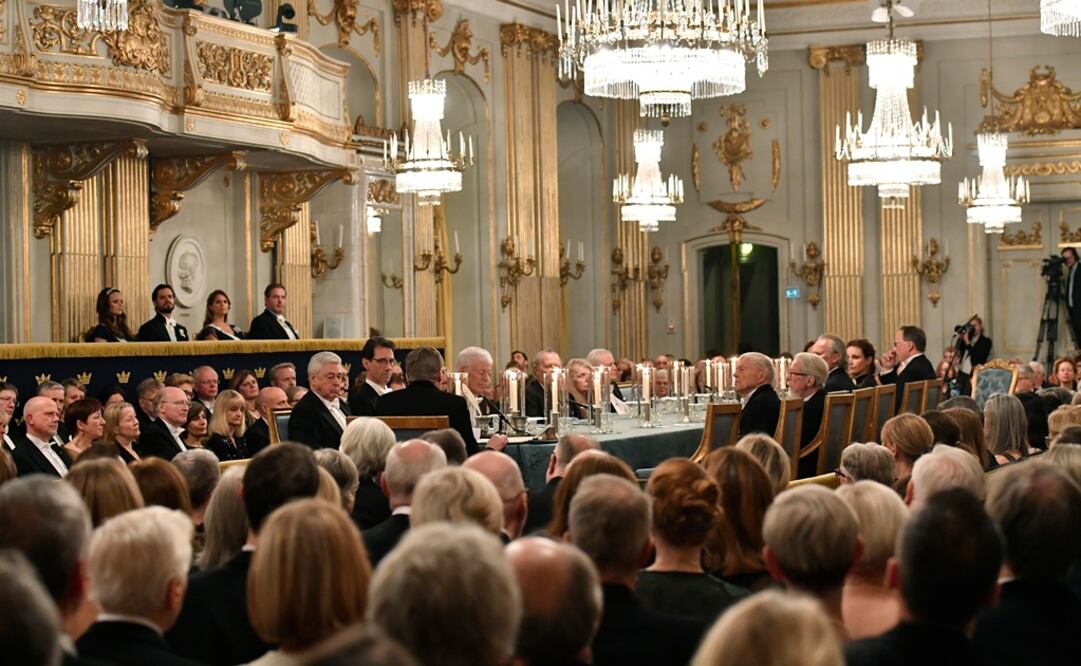 La Academia Sueca en un encuentro anual. Foto: Jonas Ekstromer / TT via AP, archivo
