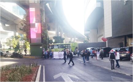 ¡Caos vial en Periférico! Trabajadores del Sindicato de PEMEX se manifiestan en avenida de las Flores; consulta alternativas viales