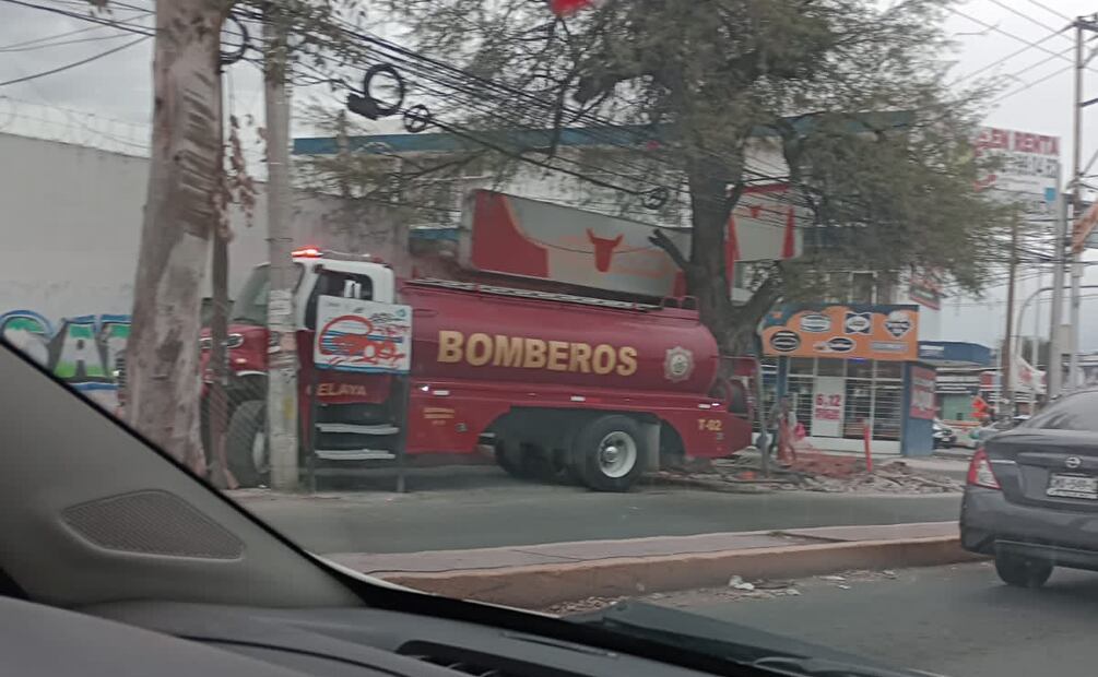 Pipa en que iba el bombero asesinado. Foto: Especial