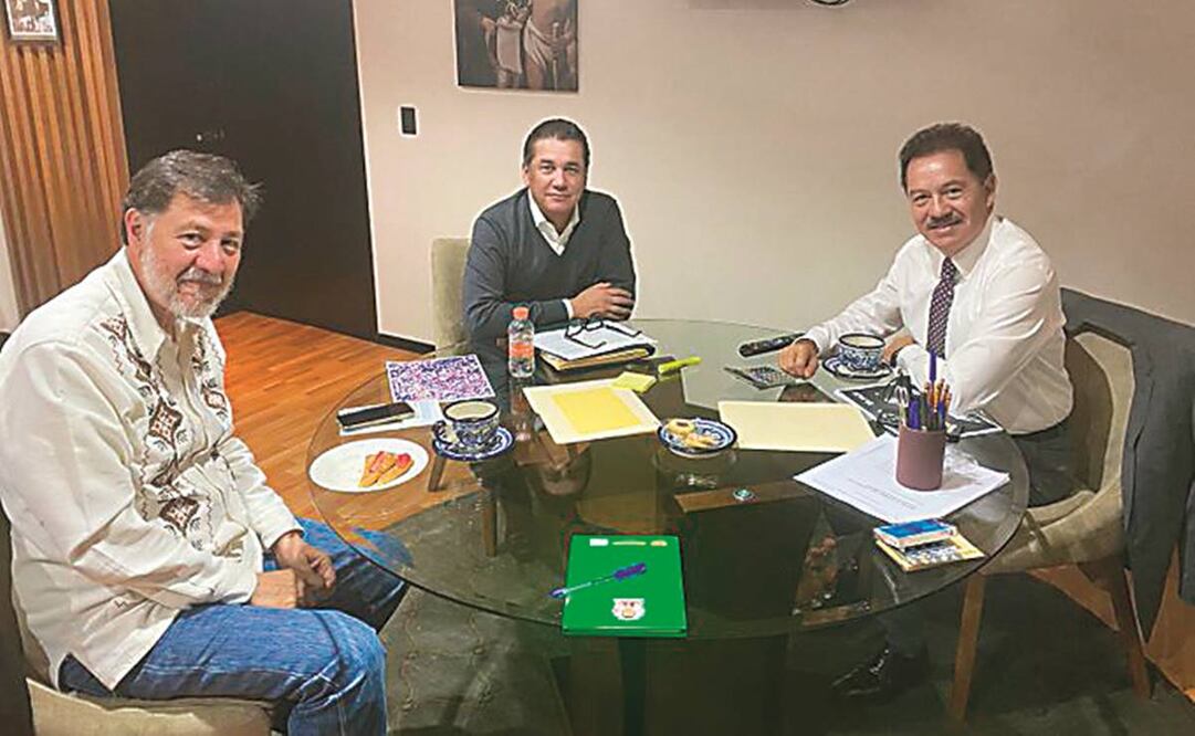El diputado Ignacio Mier (der.) posteó una foto con el coordinador del PVEM, Carlos Puente, y el diputado del PT, Gerardo Fernández Noroña, para desmentir la versión de que hay una fractura. 