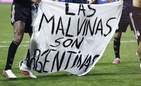 Mundial 2026: Gobierno británico quiere que la FIFA investigue a Argentina por la pancarta de “Las Malvinas son argentinas”