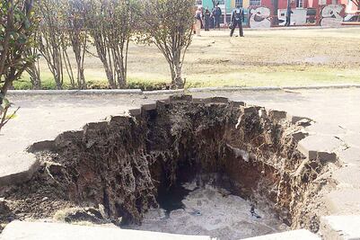 Grieta no debe generar alarma, dice Anguiano