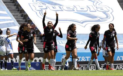 Castigan a futbolistas de Rayadas por faltar a un entrenamiento