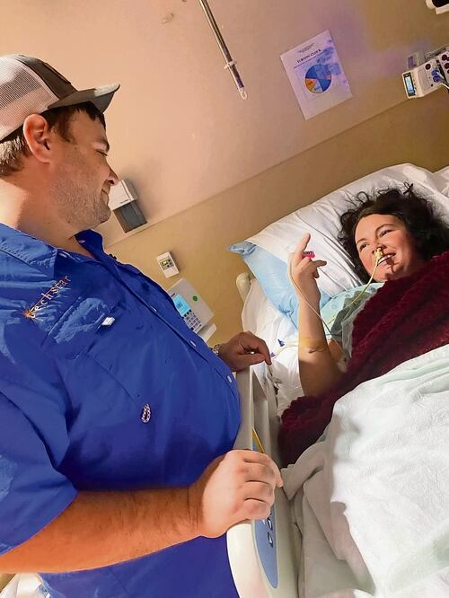 Lauren Brooke Robinson, de 29 años, fue llevada a diversos hospitales en Galveston, donde le diagnosticaron meningitis, Foto: Especial