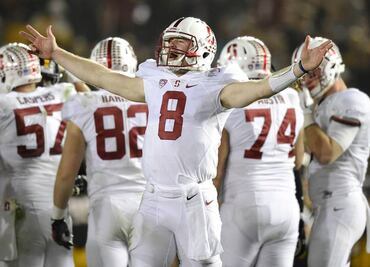 Stanford apalea a Iowa en el Rose Bowl