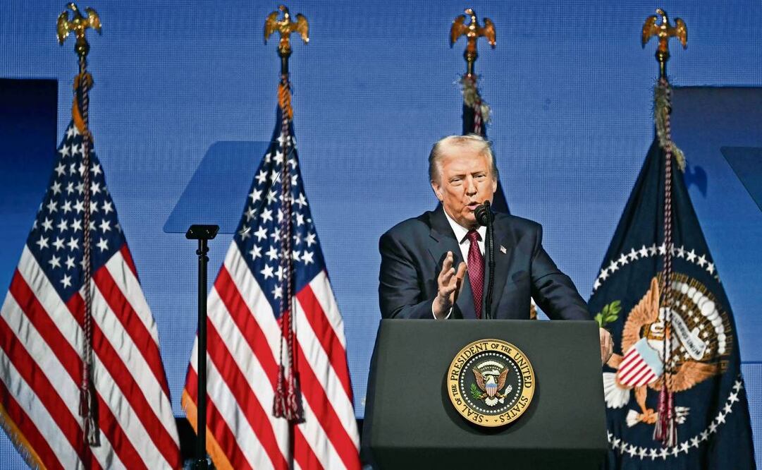 El presidente estadounidense, Donald Trump, ayer durante su discurso en el American Business Forum, en el Centro Kaseya de Miami. Foto: Chandan Khanna / AFP