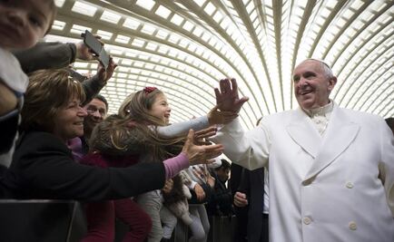 Papa reforma reglas para el estudio de milagros de futuros santos