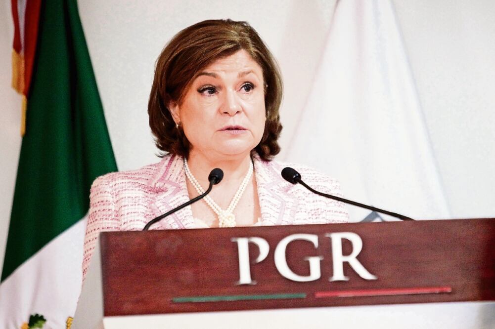 La titular de la PGR, Arely Gómez, aprobó acuerdos con procuradores estatales para atender delitos de alto impacto, entre ellos el robo de hidrocarburos (ARCHIVO EL UNIVERSAL)